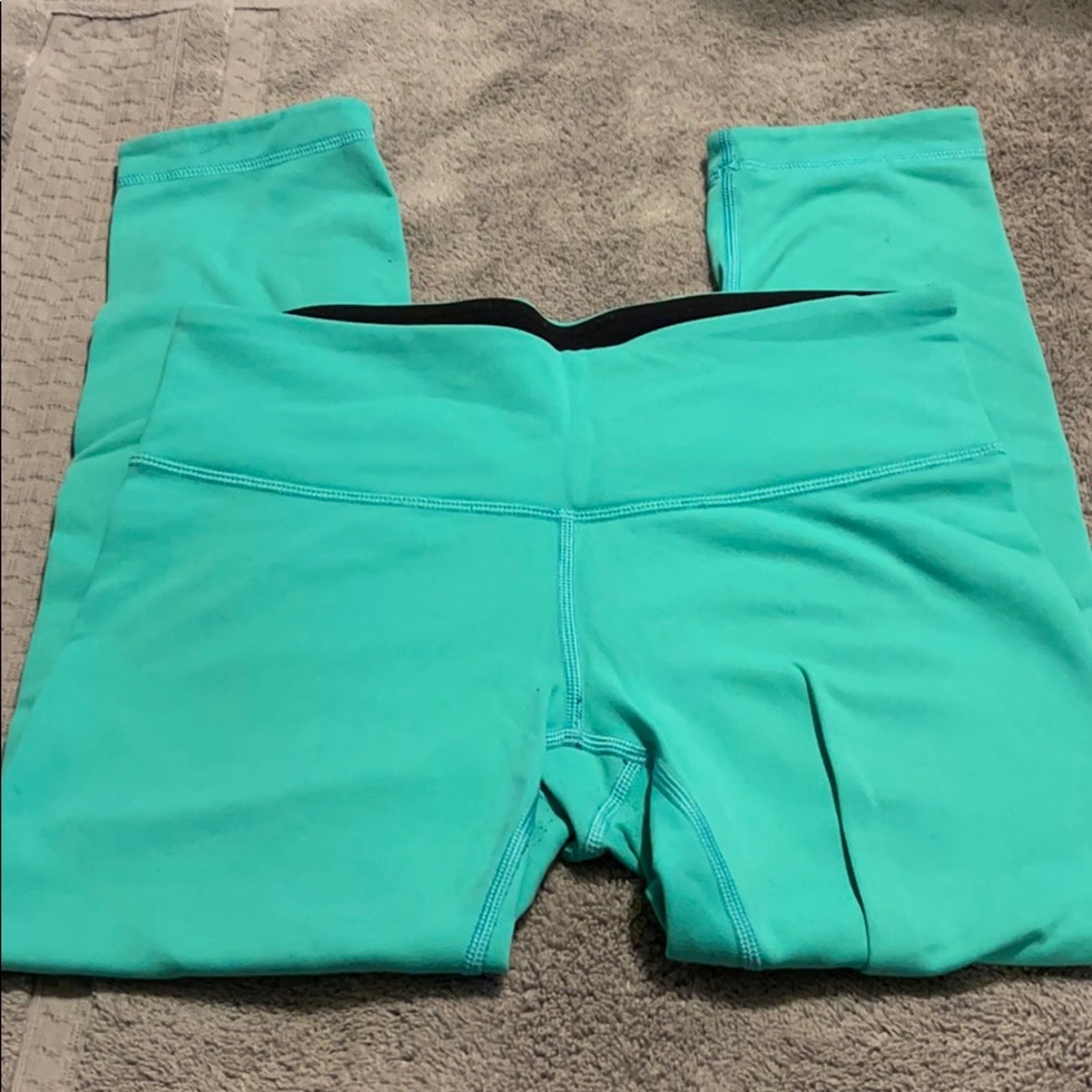 Reversible leggings